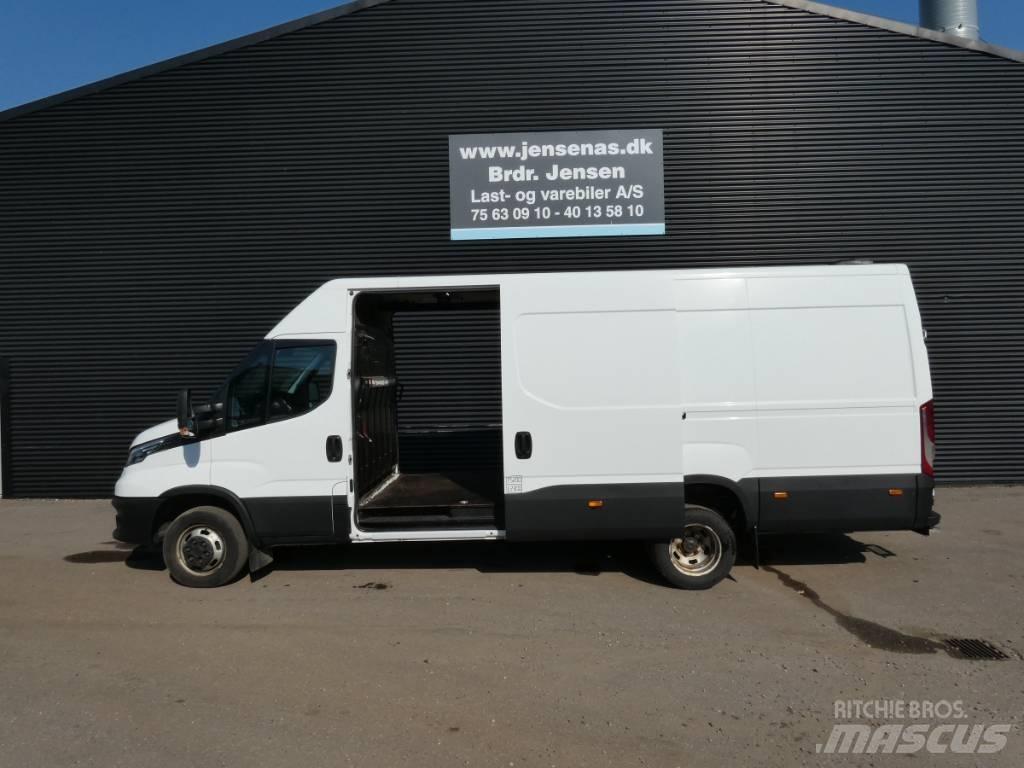 Iveco 50C 18 Camiones con caja de remolque