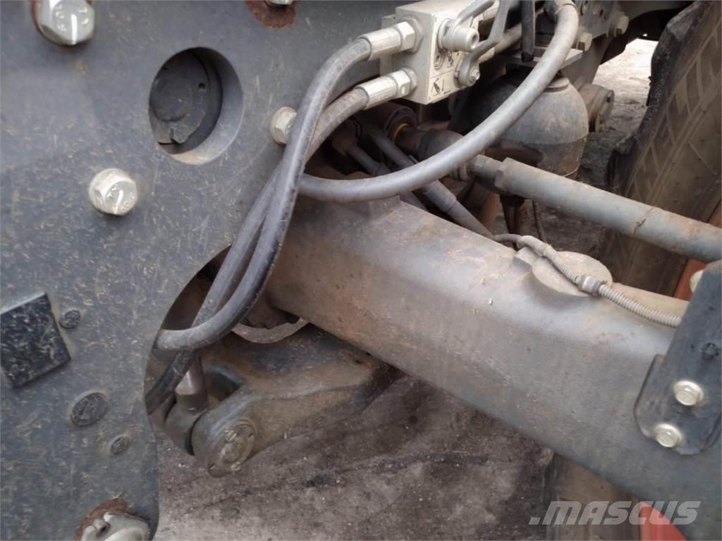 Kubota M7151 Tractores