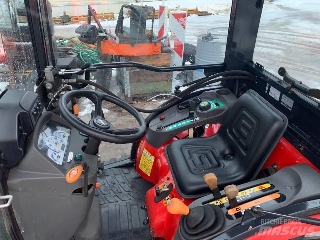 Yanmar CT122 Tractores