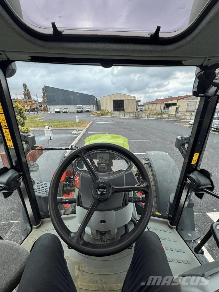 CLAAS Arion 410 Tractores