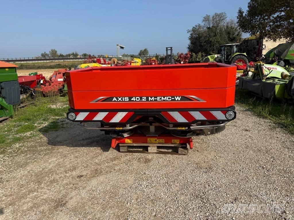 Kuhn AXIS 40.2 Pulverizadoras de fertilizante