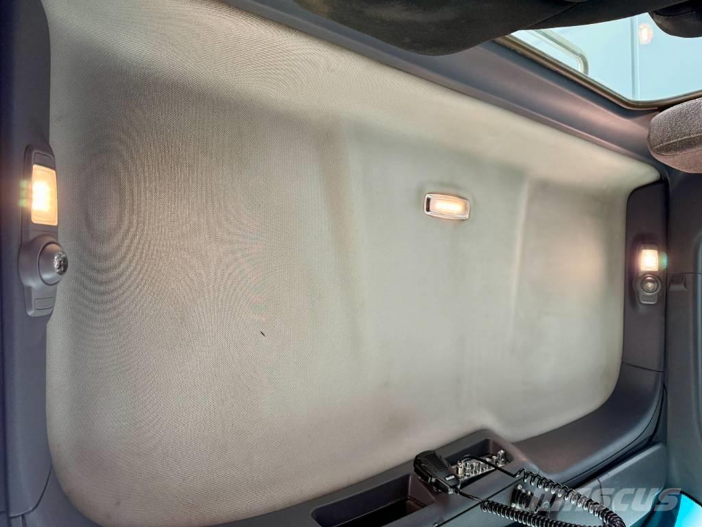 Peterbilt 567 Camiones tractor