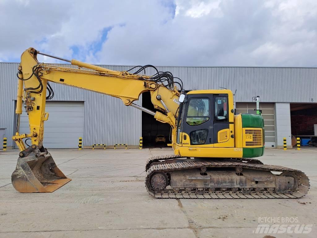 Komatsu PC228USLC-8 Excavadoras sobre orugas