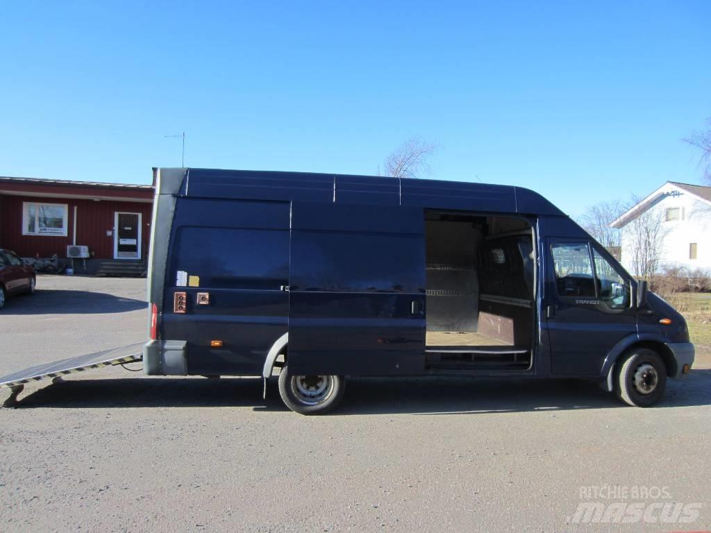 Ford Transit Vehículos de caha cerrada