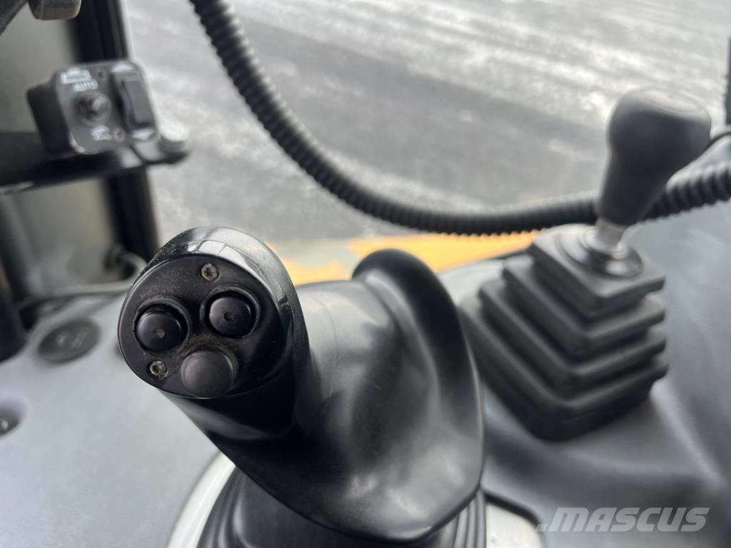 Liebherr PR 756 Buldozer sobre oruga