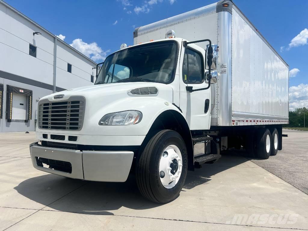 Freightliner M 106 Camiones con caja de remolque
