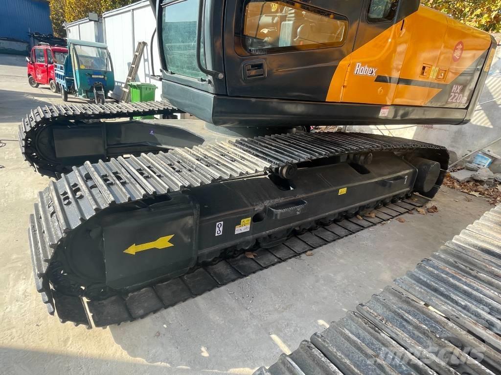 Hyundai HX 220 Excavadoras sobre orugas