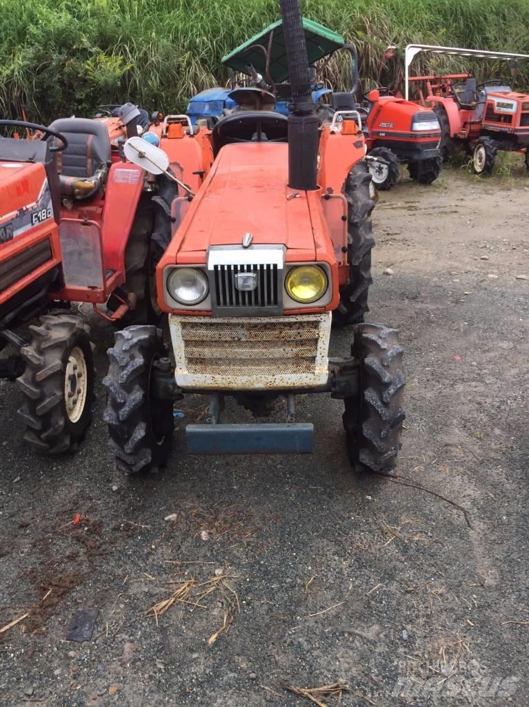 Kubota L2202DT Tractores