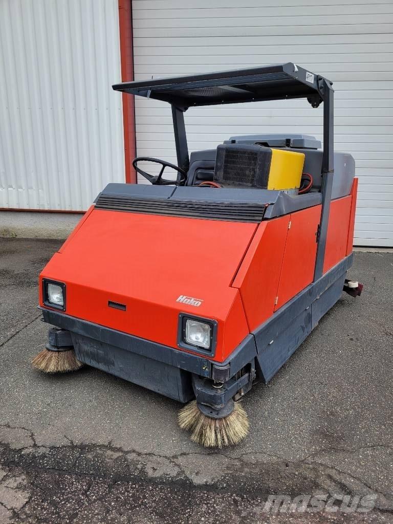 Hako 1500 B Barredora fregadora combinada