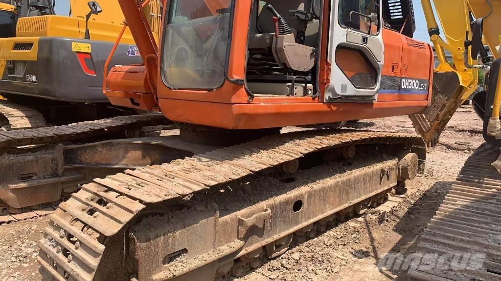 Doosan DH 300 LC-7 Excavadoras sobre orugas