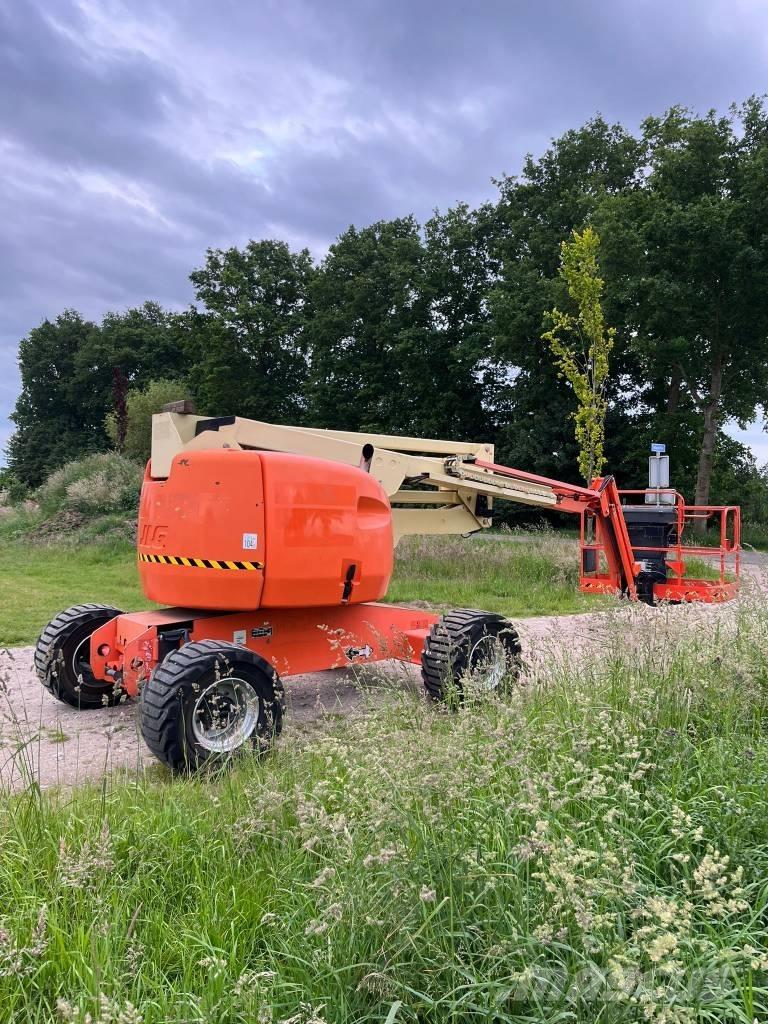 JLG 510 AJ Plataformas con brazo de elevación manual