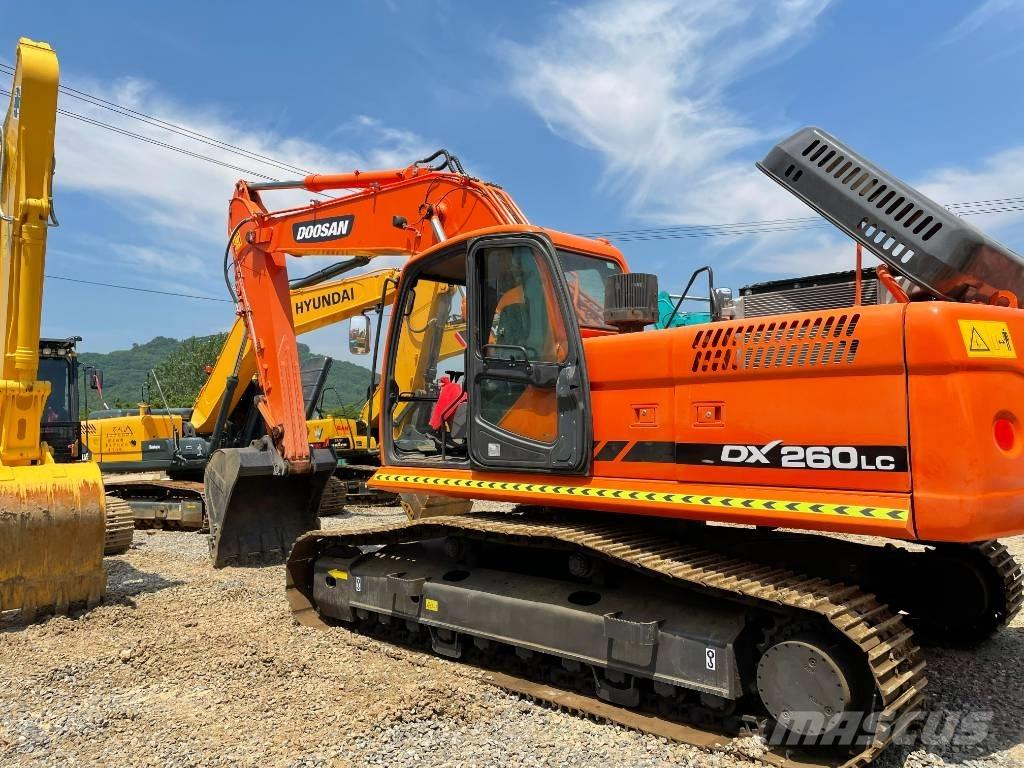 Doosan DX 260 Excavadoras sobre orugas
