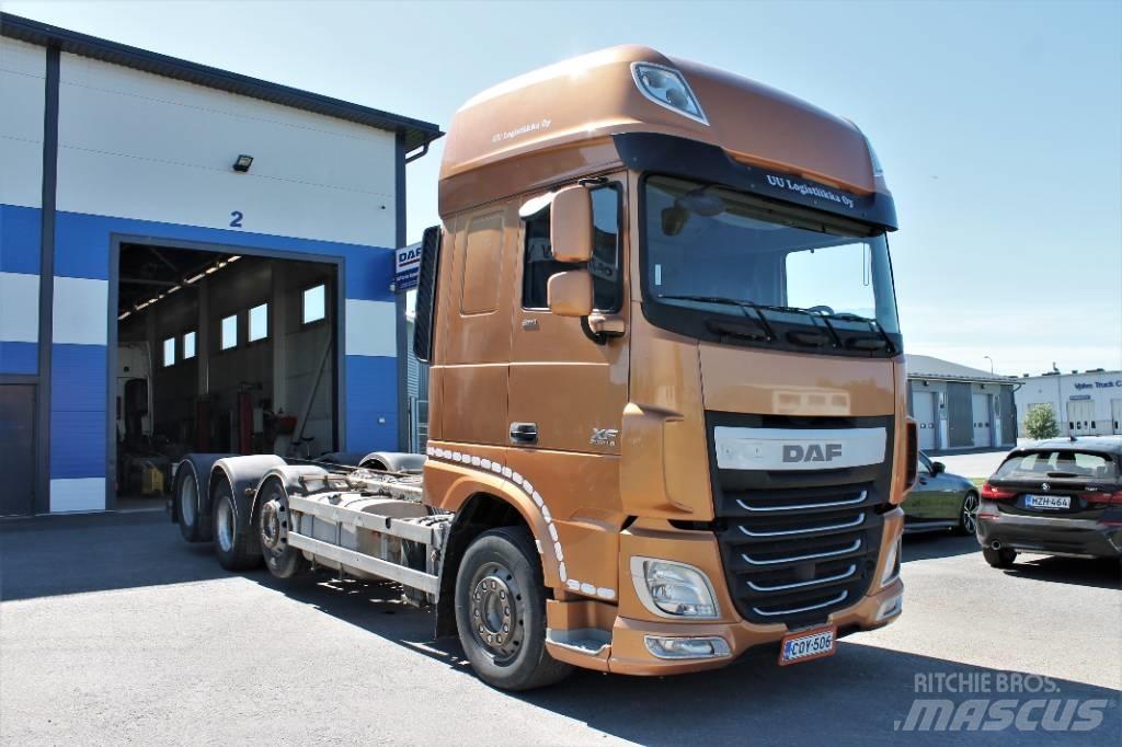 DAF XF510 FAK Camiones con chasís y cabina