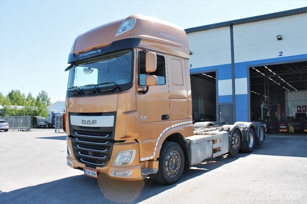 DAF XF510 FAK Camiones con chasís y cabina