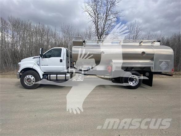 Ford F750 Otros
