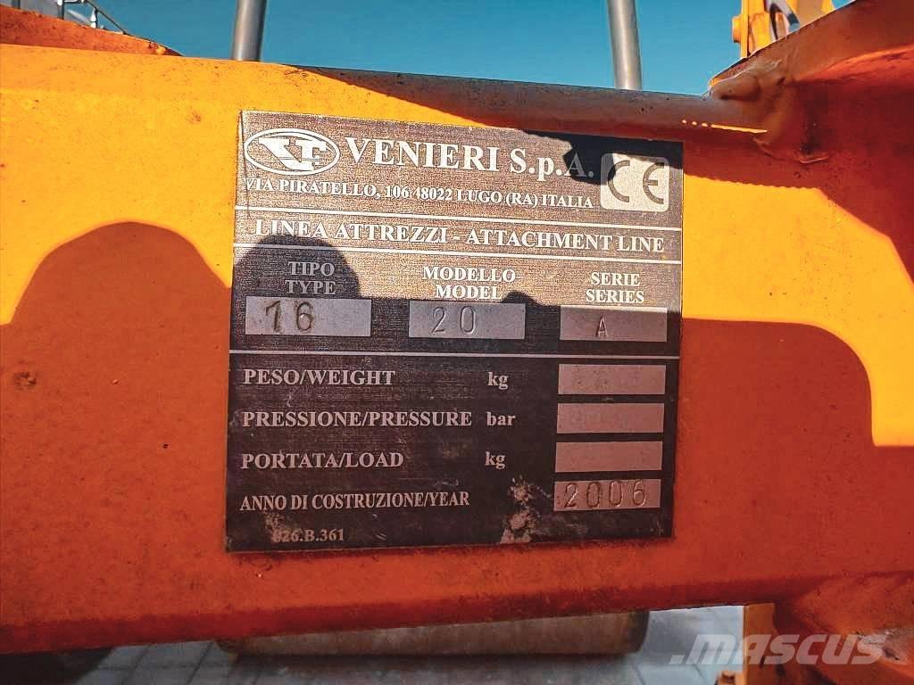 Venieri VL 10.23C Retrocargadoras