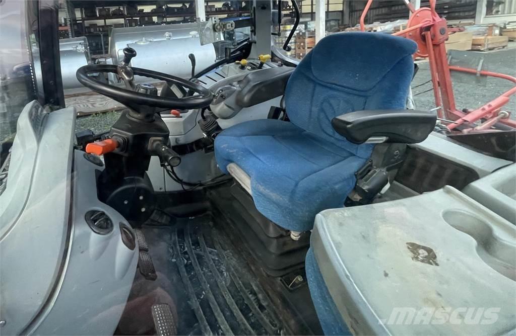 New Holland T 6020 Tractores