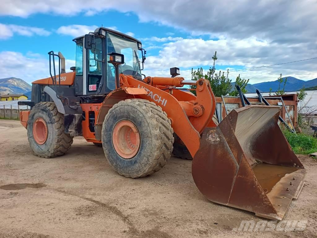 Hitachi ZW 250 Cargadoras sobre ruedas