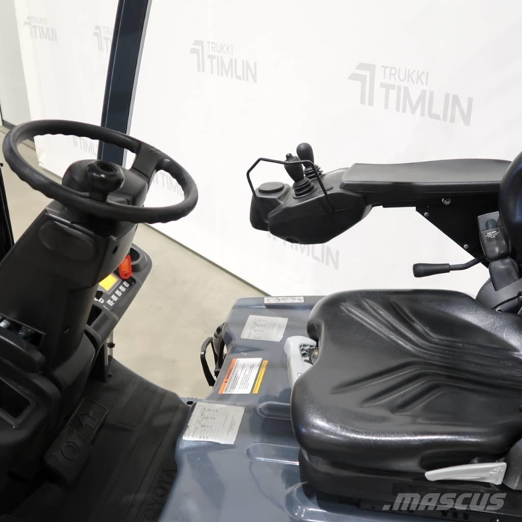 Toyota 8FBM20T Carretillas de horquilla eléctrica