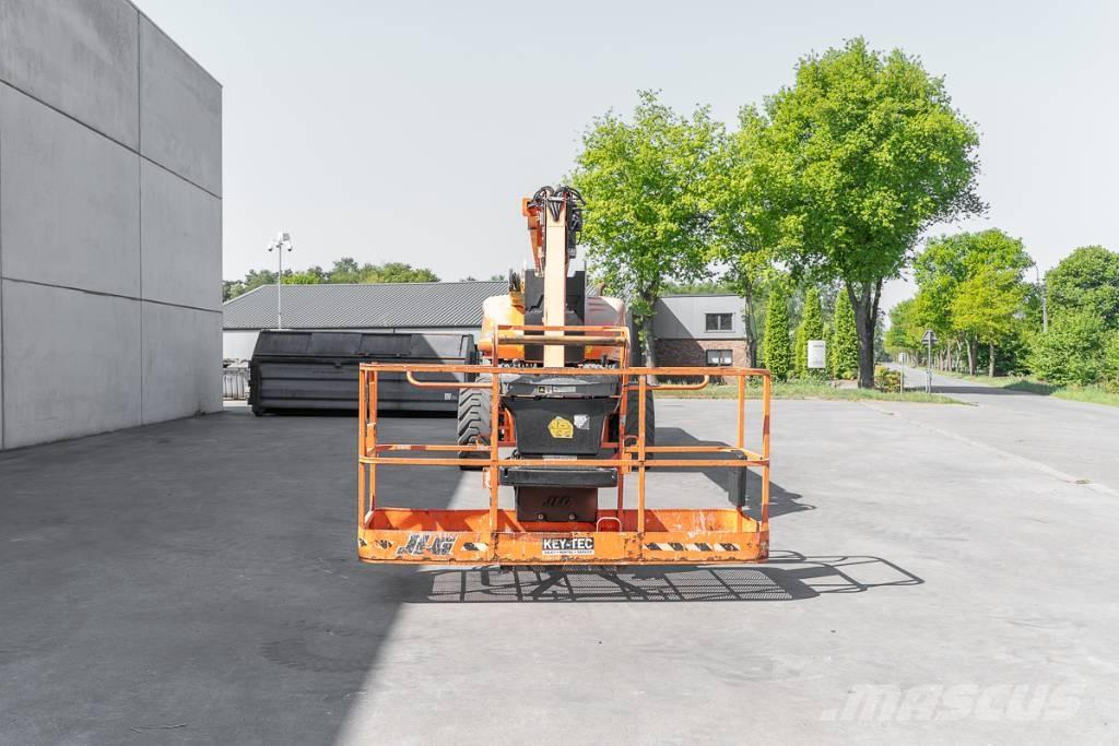 JLG 1250 AJP Plataformas con brazo de elevación telescópico