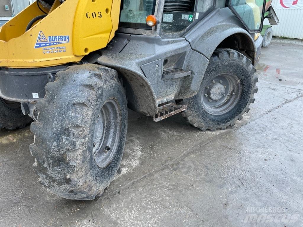 Mecalac AS900 Cargadoras sobre ruedas