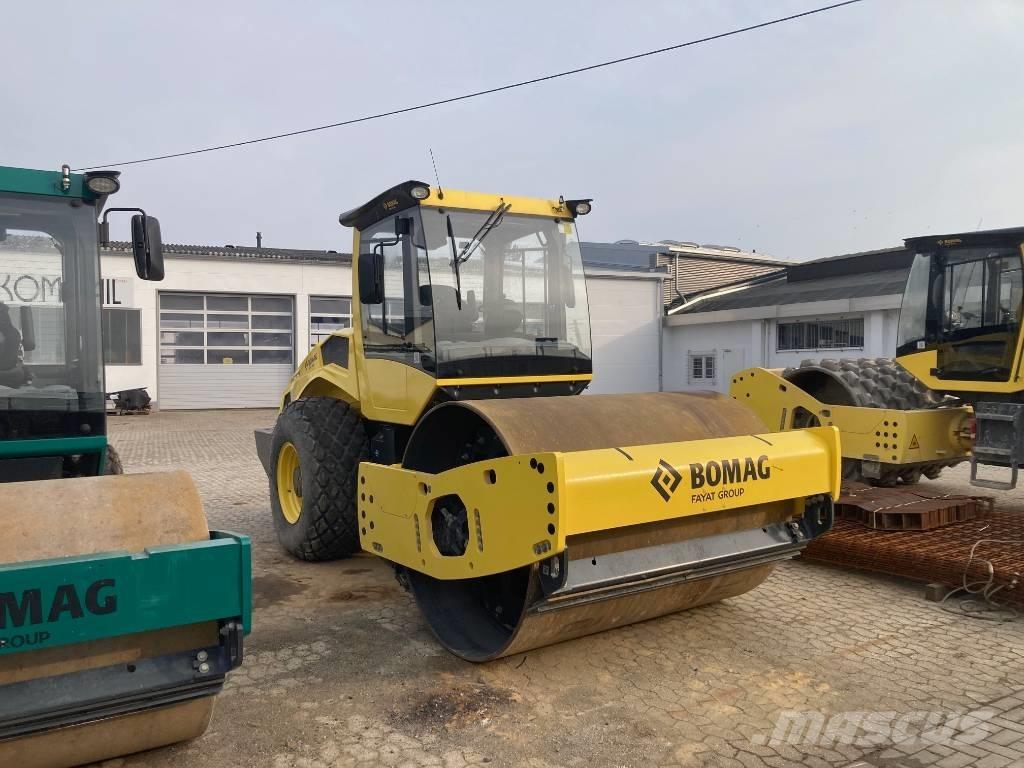 Bomag BW 211 DH-5 Rodillos de un solo tambor