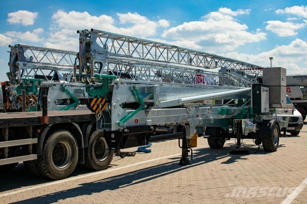 Cattaneo CM 221 Grúas torre