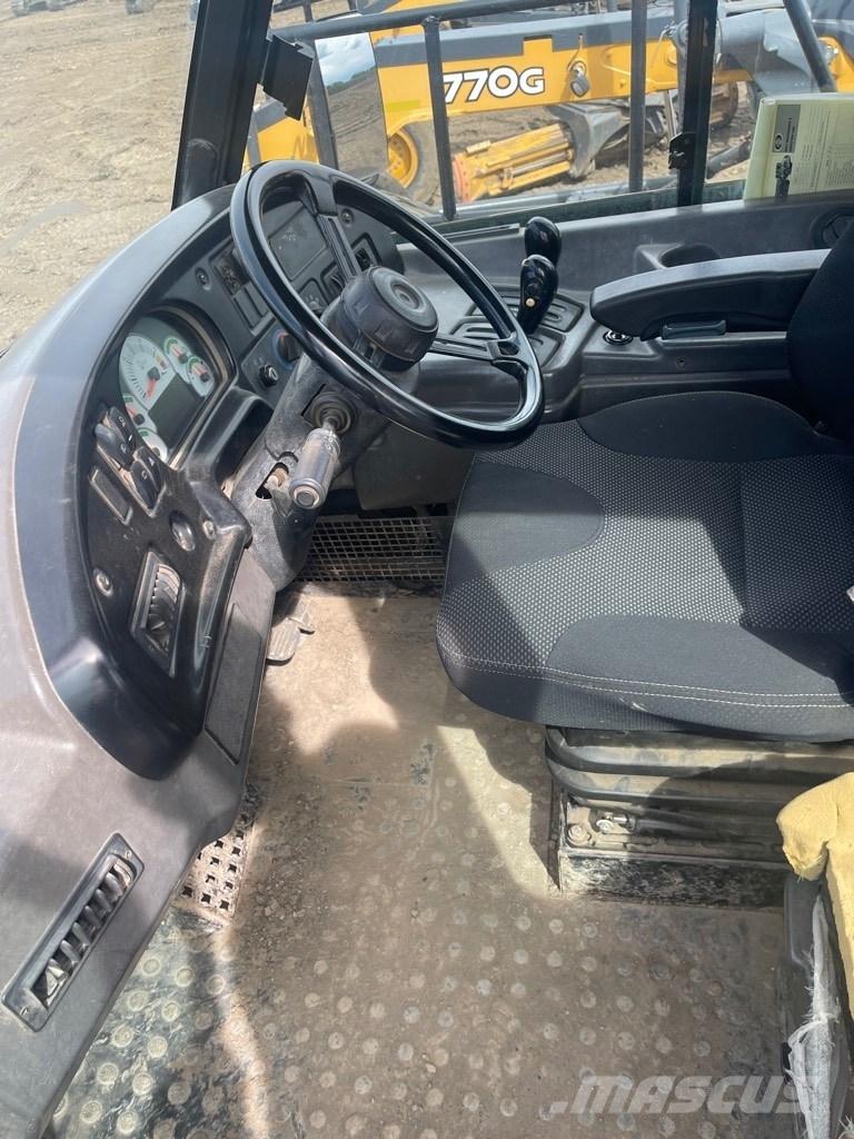 CAT 725 Camiones articulados