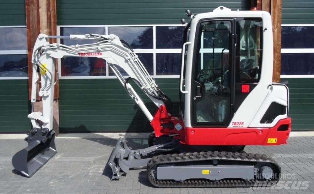 Takeuchi TB 225 Miniexcavadoras