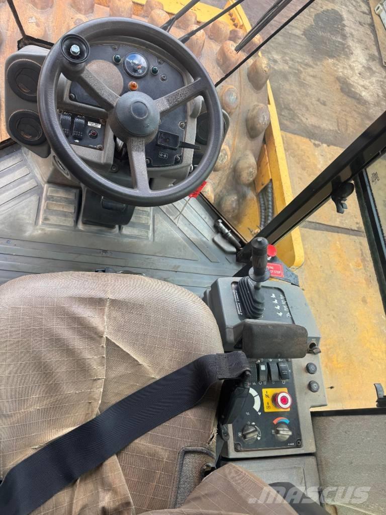 CAT CP 76 Rodillos de un solo tambor