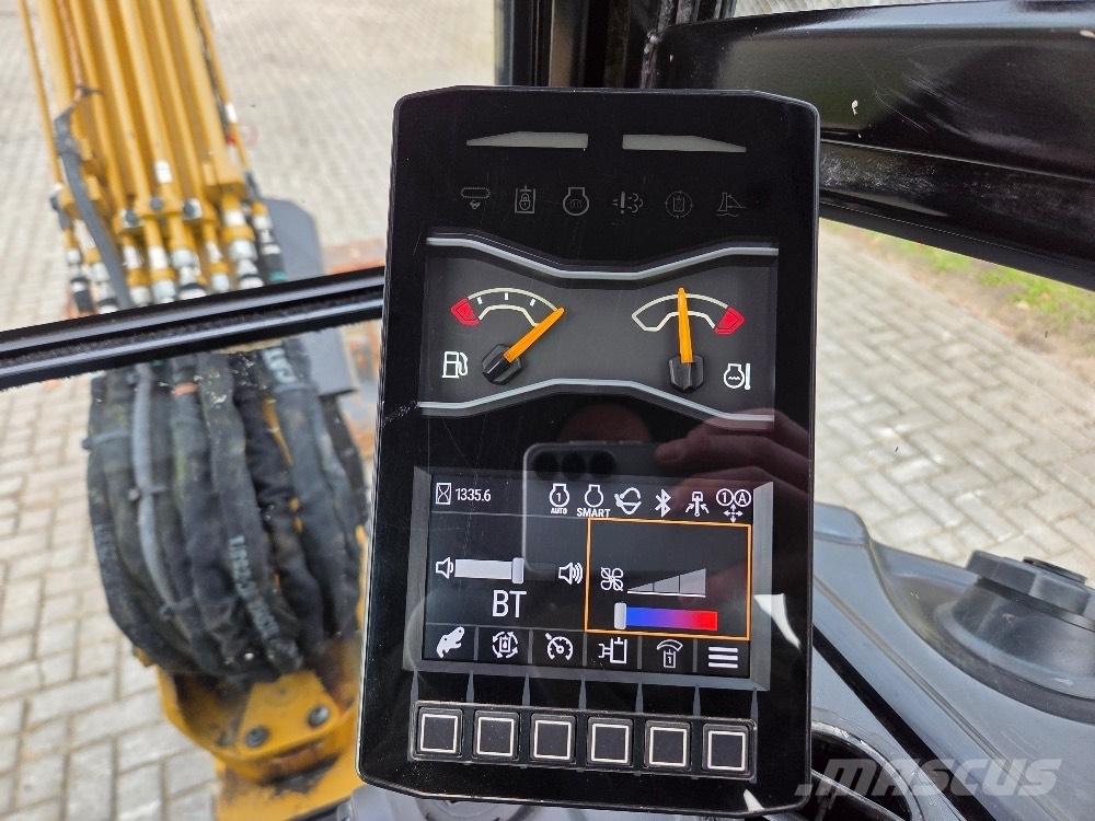 CAT 302.7CR Miniexcavadoras