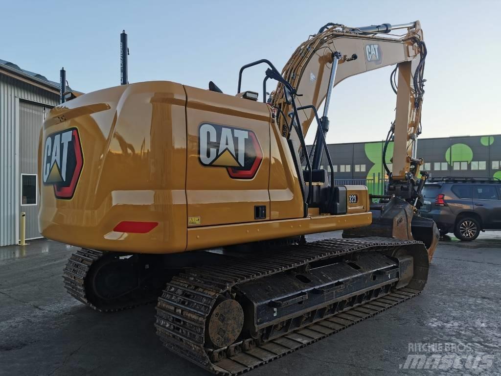 CAT 323 Excavadoras sobre orugas