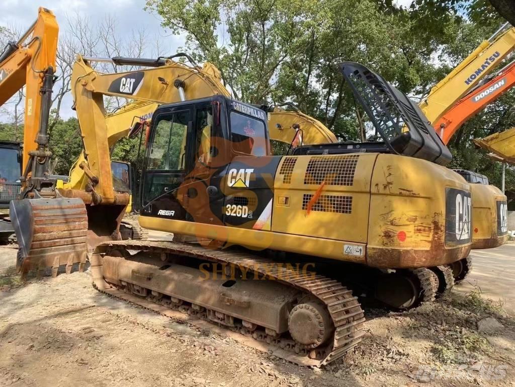 CAT 326 D2 Excavadoras sobre orugas