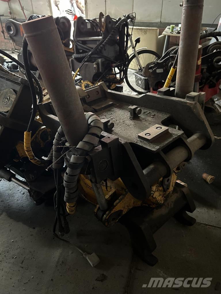 Engcon Tiltrotator Volteadoras