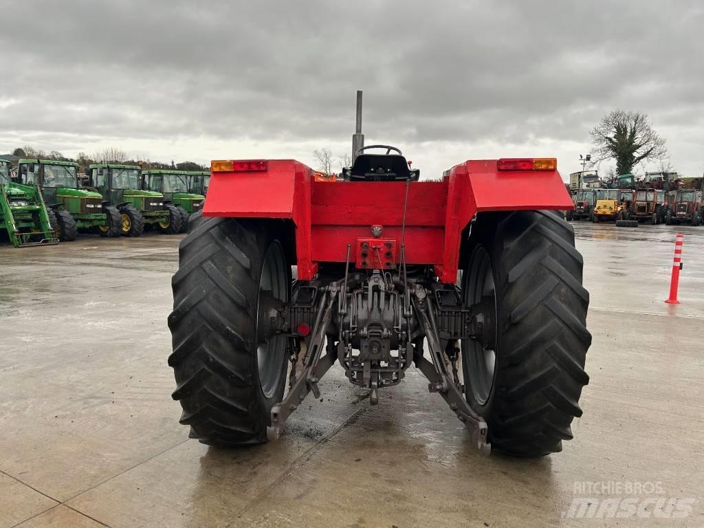 Massey Ferguson 698 Tractores