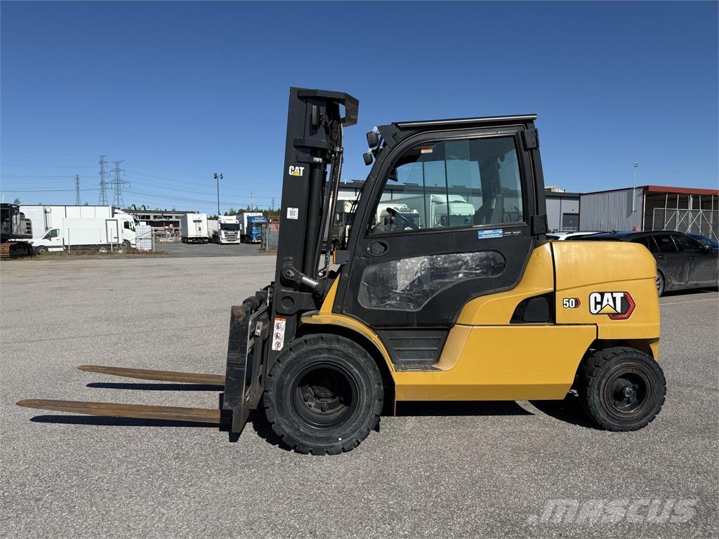 CAT DP50NT Camiones diesel