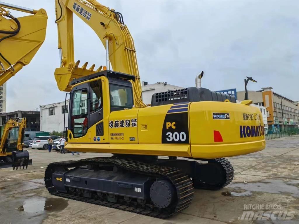 Komatsu PC 300 Excavadoras sobre orugas