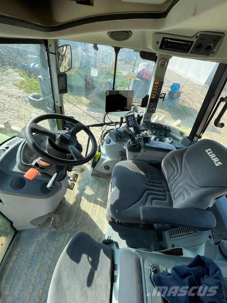 CLAAS ARION 470 Tractores