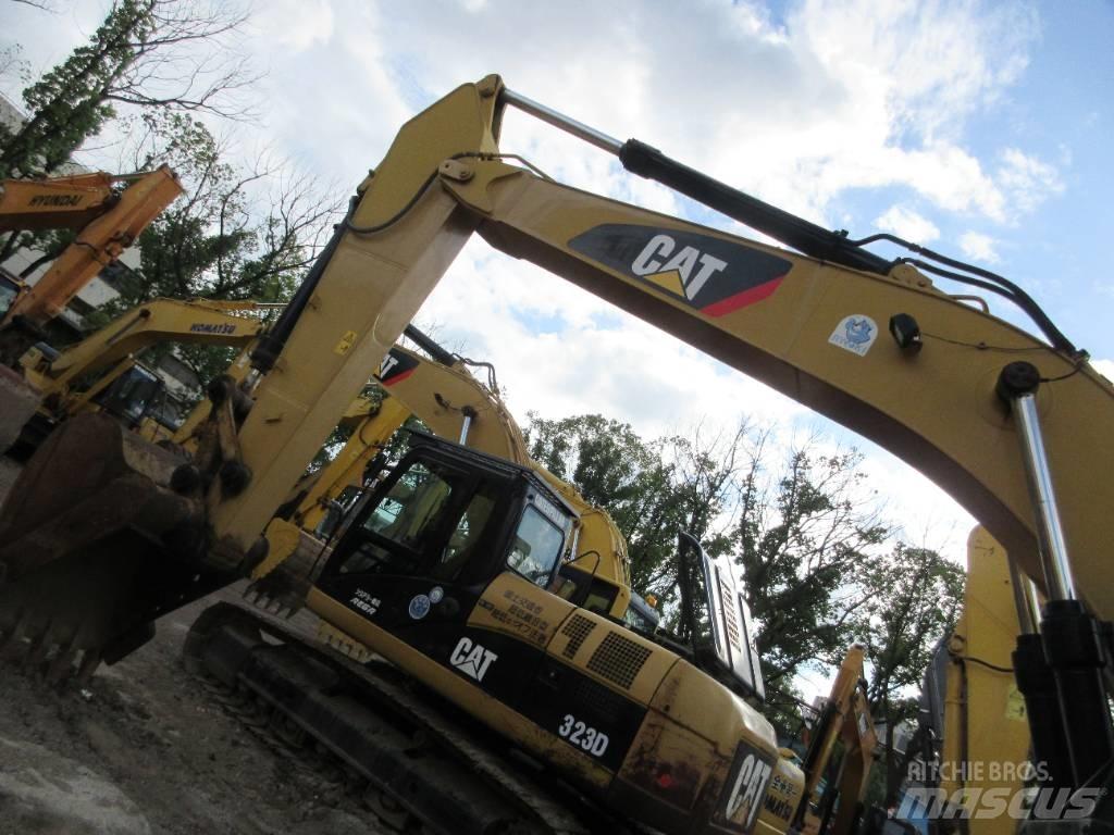 CAT 326 Excavadoras sobre orugas