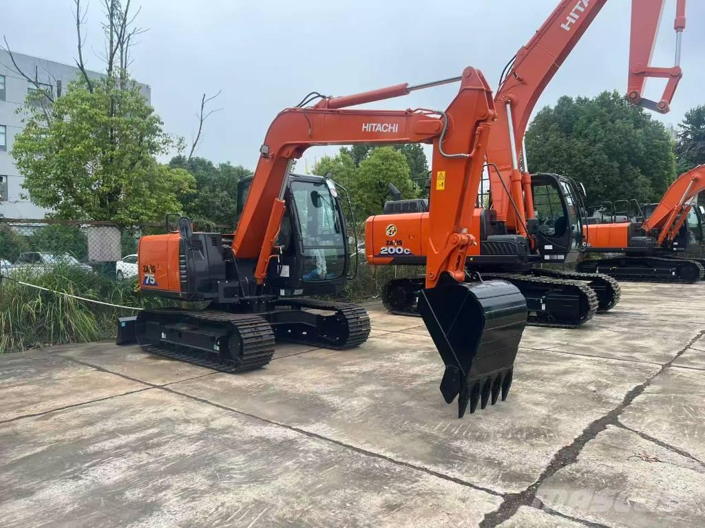 Hitachi ZX 75 Excavadoras 7t - 12t