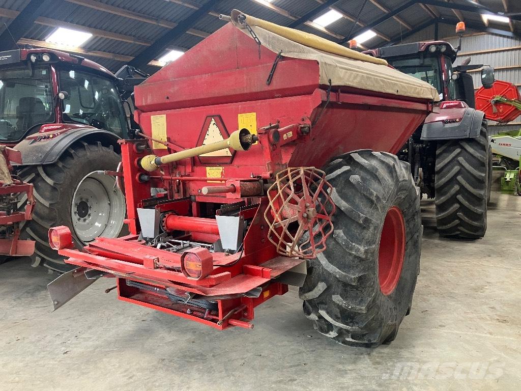 Bredal B 4 Esparcidoras de minerales