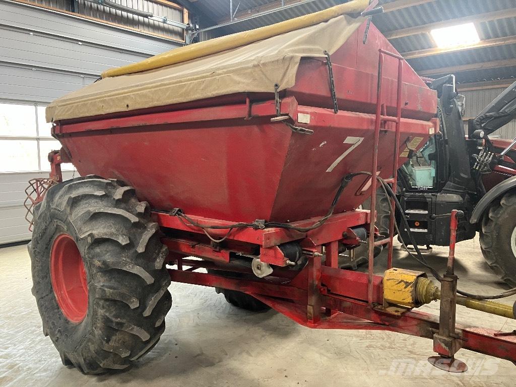 Bredal B 4 Esparcidoras de minerales