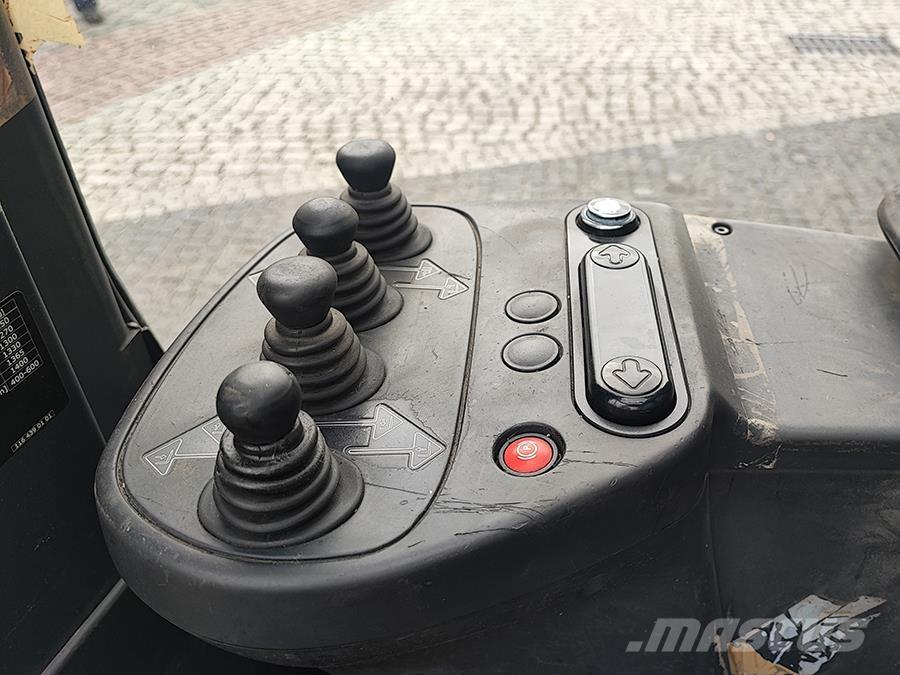 Linde R14X-03 Montacargas de alcance de gran altura