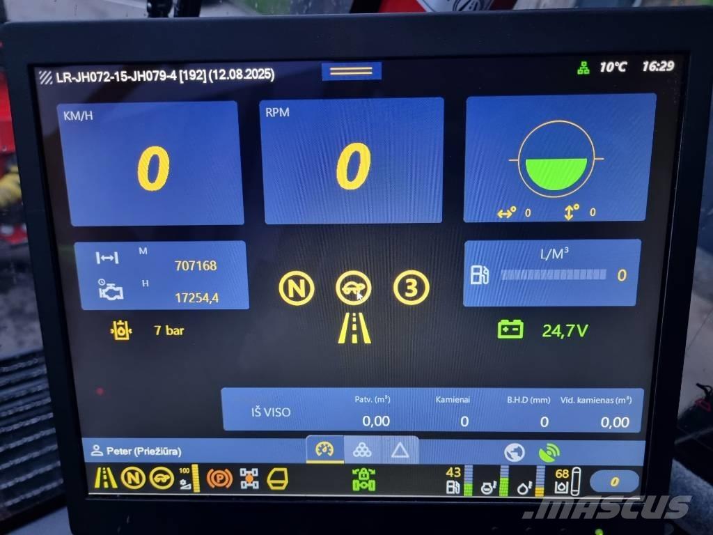 Komatsu 931 XC Cosechadoras