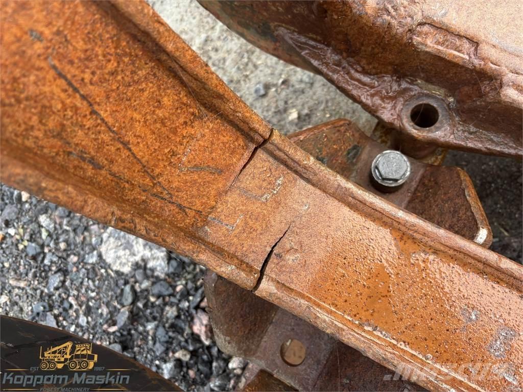 Valmet 840 Otros componentes