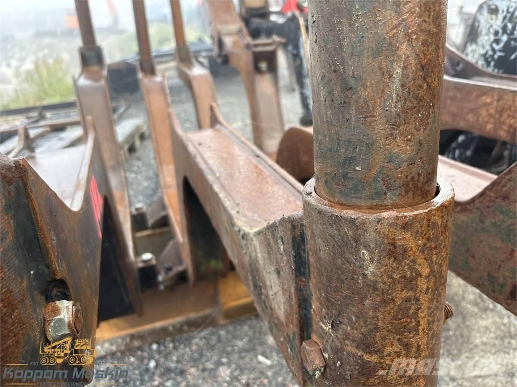 Valmet 840 Otros componentes