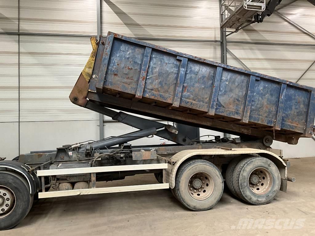 Volvo FH 16 520 8X4 Camiones elevadores de gancho