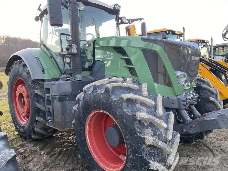 Fendt 826 Vario Tractores