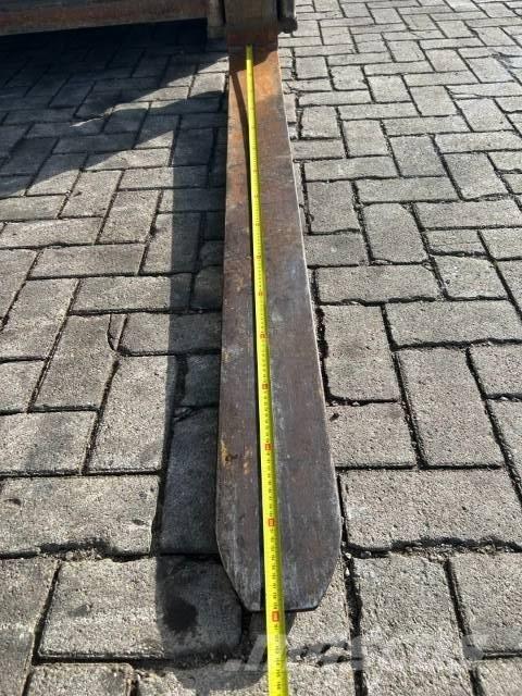 Kalmar DCD 80-6 Camiones diesel