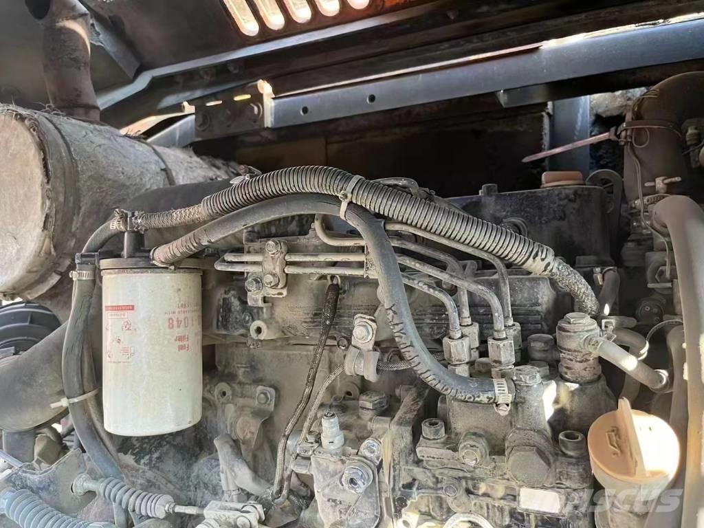 Doosan DX60W Excavadoras de ruedas